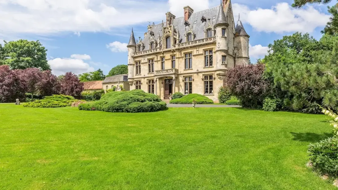 Magnificent Chateau For Sale in Giverny France