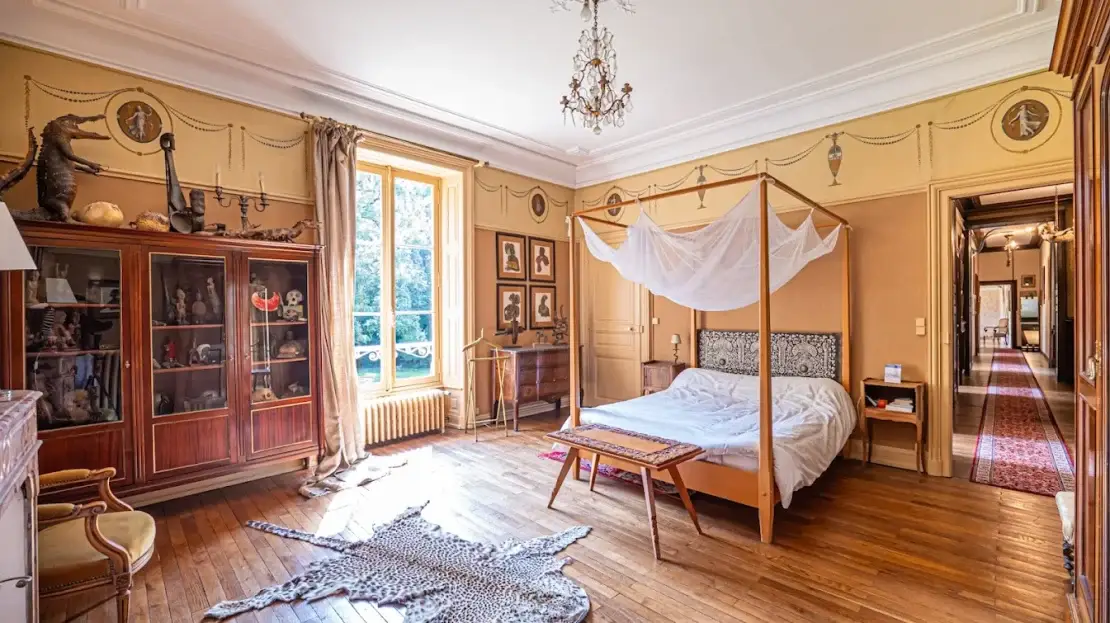 Enchanting French Chateau for sale in Le Mans