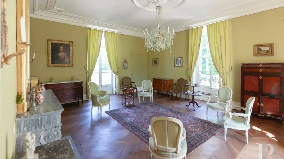 Noble Clamecy Castle for sale in France
