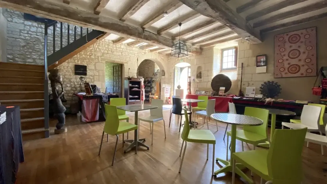 Distinguished Castle For Sale in Vienne Poitou Charantes France